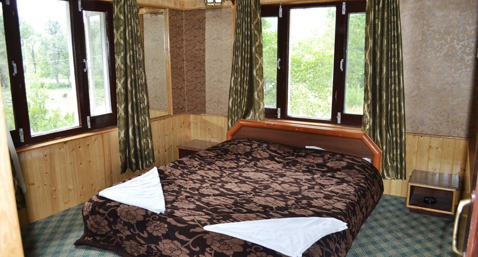 New Snow View Resort, Pahalgam 5